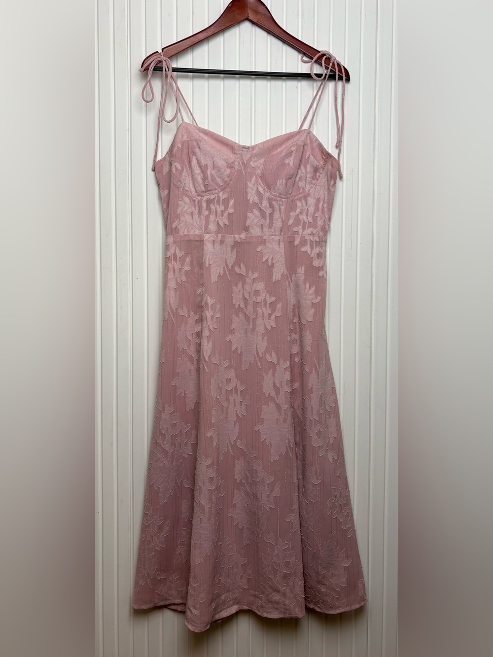 Lulus Corset Midi Dress L Jacquard Floral Pink Wedding Guest Bridesmaid Event